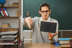 The Pros and Cons of Online Homeschooling for Middle School