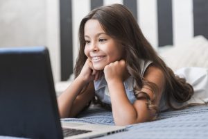 7 Best Online Curriculum Options for Middle School Homeschool