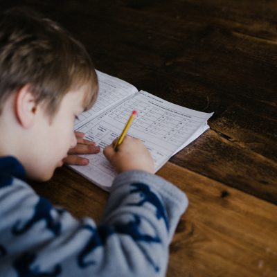 Die Vor- und Nachteile von Homeschooling erforschen: Ein umfassender Leitfaden