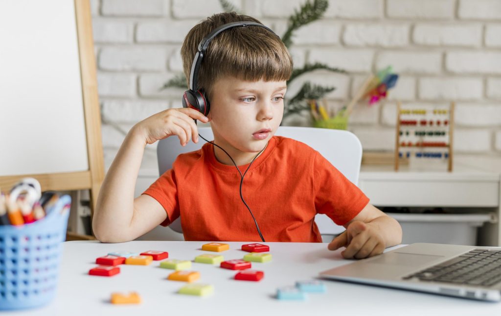 Autistic Computer Kid Best Online School for Autism: Online Learning for Children