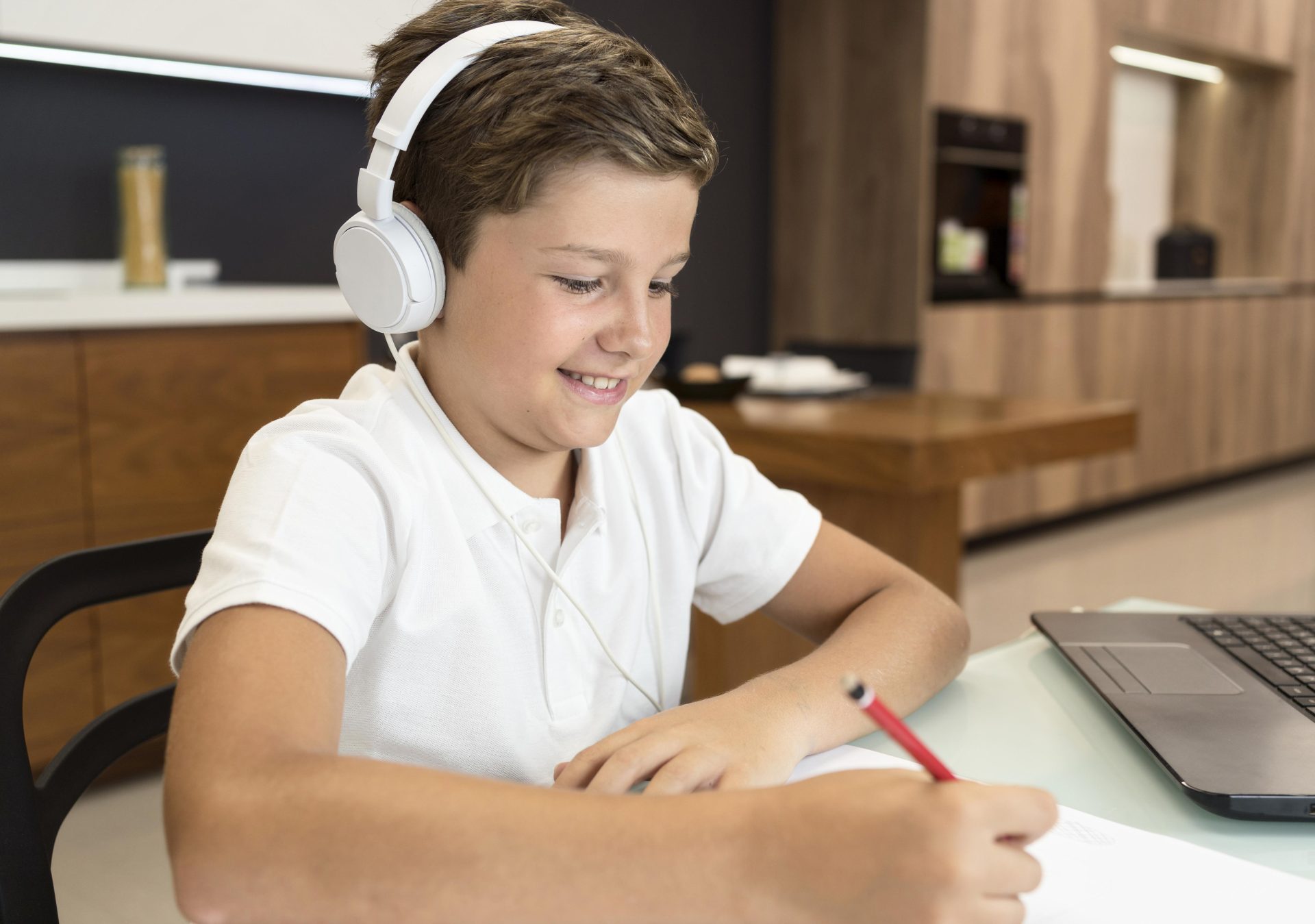 Best Online Classes for Middle School Students