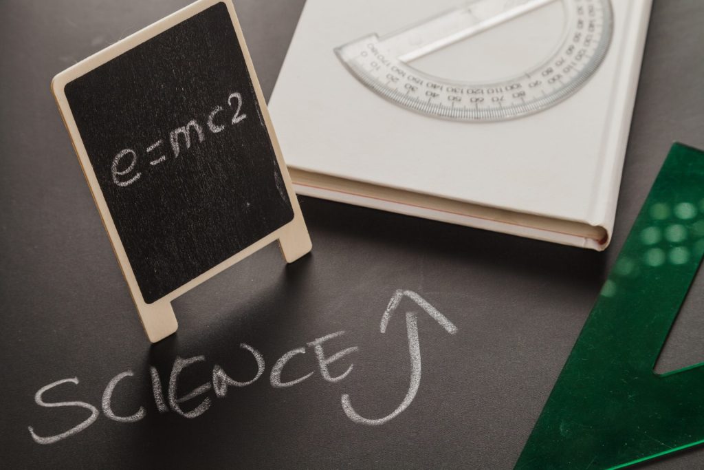 AP Physics 1 Score Calculator: 2026 AP Score Calculator & Predictor for Your AP Exam Score