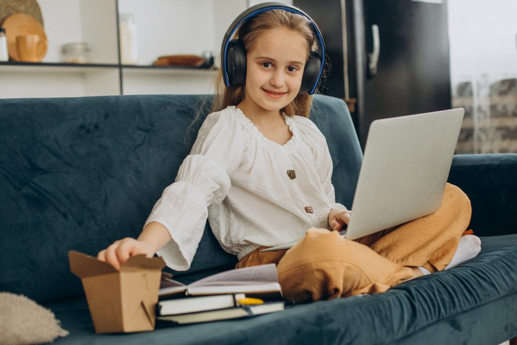 Homeschooling in Saudi Arabia – Legal? What Expat Families Need to Know