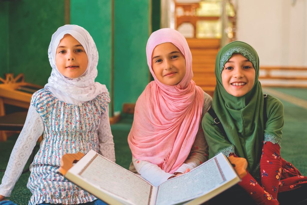 What Is a Virtual School in the UAE?