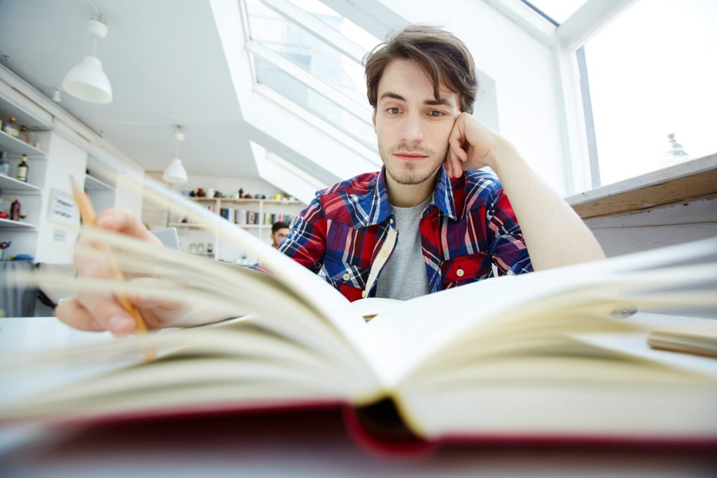 Romanian High School Diploma vs. a US-Accredited (WASC) Diploma