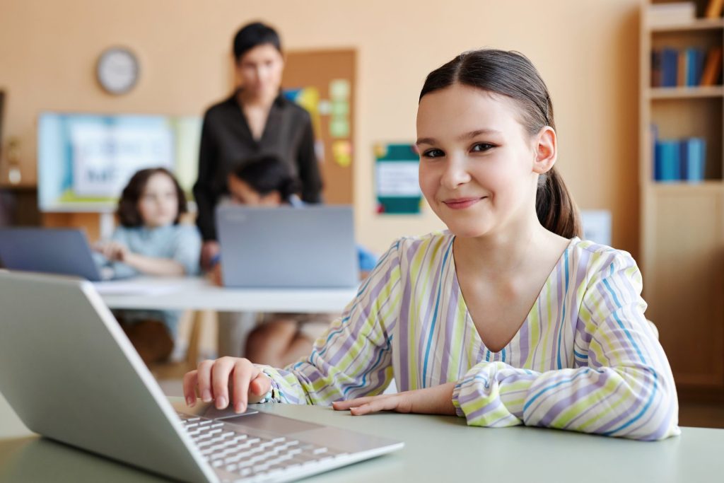 Homeschooling in Romania (Acasă): What the Law Allows
