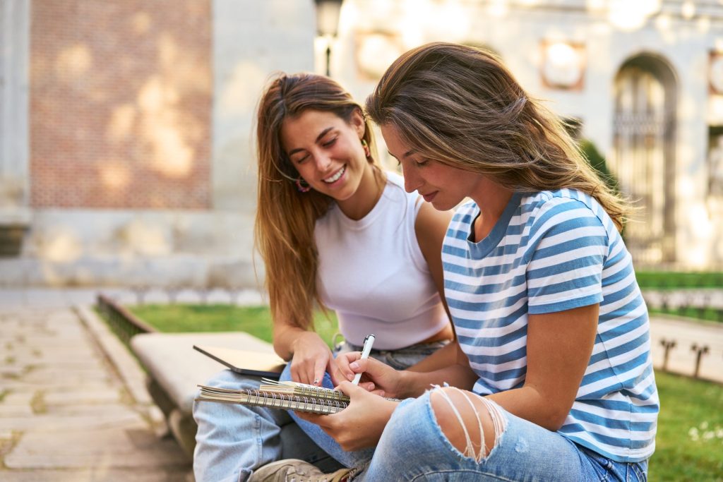 International School Fees in Italy vs. Studying Online