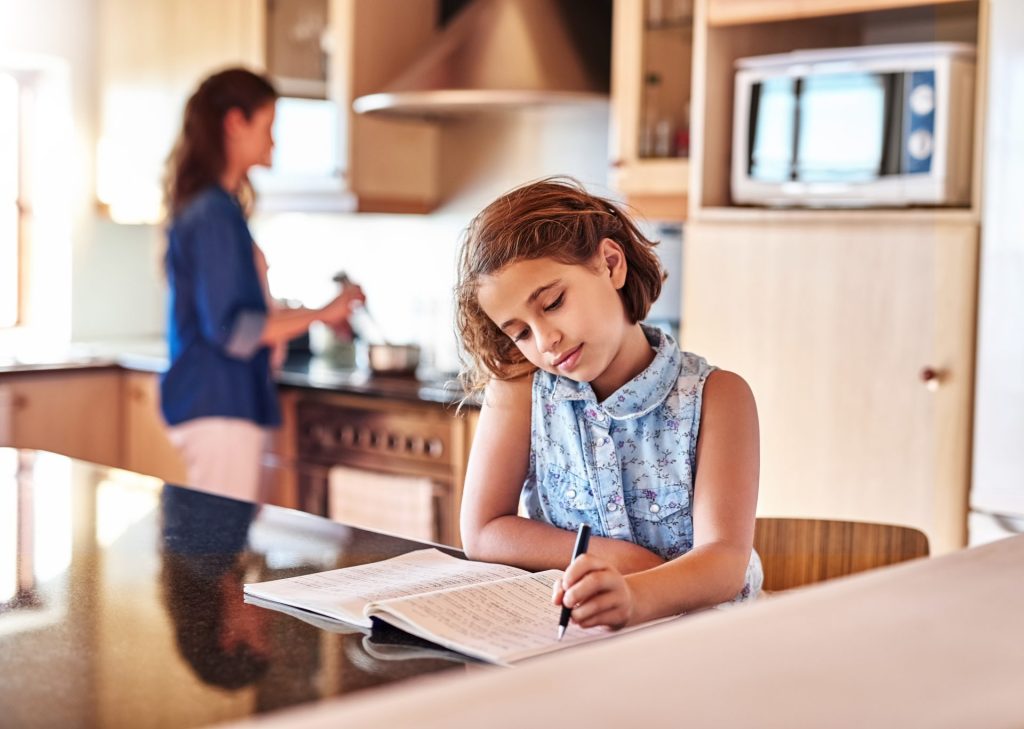 Best Online School in Italy for Expat Families